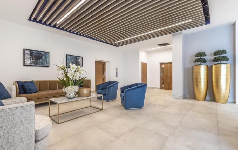 Berks Luxury Serviced Apartments , Free Parking, Free Gym And Free Wifi Bracknell Zewnętrze zdjęcie