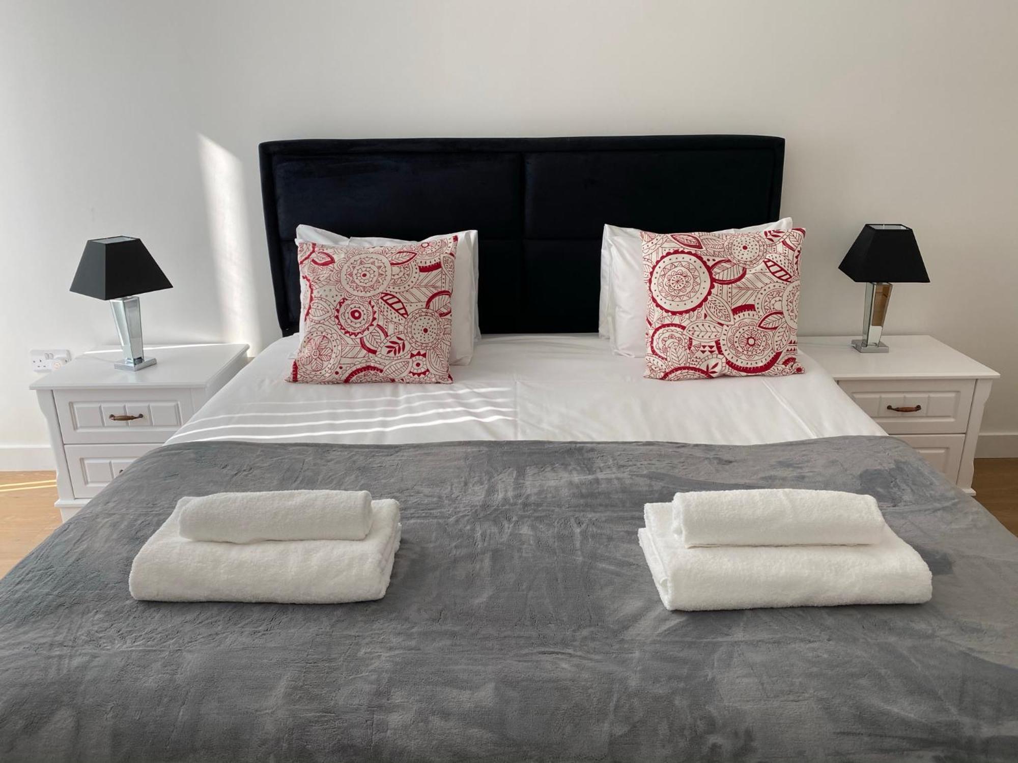 Berks Luxury Serviced Apartments , Free Parking, Free Gym And Free Wifi Bracknell Pokój zdjęcie